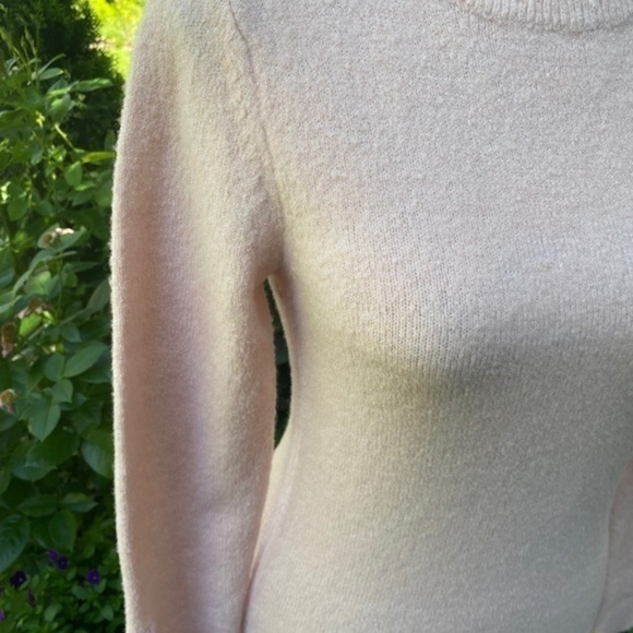 Rachel Parcell Lightweight Blush Sweater with pearl accents - Picture 11 of 12